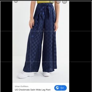Urban outfitters satin wide leg pant size 4